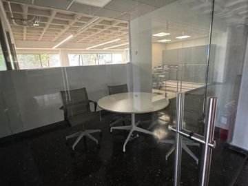 Oficina en Renta Equipada en Zona Poniente (Santa Maria) en Monterrey, Nuevo Leon
