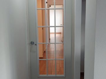 EXCELENTE DEPARTAMENTO EN PLANTA BAJA, 3 RECAMARAS, SEGURIDAD