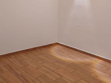 EXCELENTE DEPARTAMENTO EN PLANTA BAJA, 3 RECAMARAS, SEGURIDAD