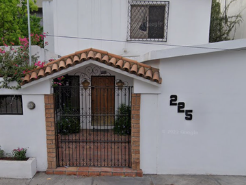 VENTA DE CASA EN MONTERREY NUEVO LEÓN