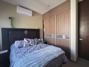 Casa en Renta dentro de Coto en Parques de Zapopan