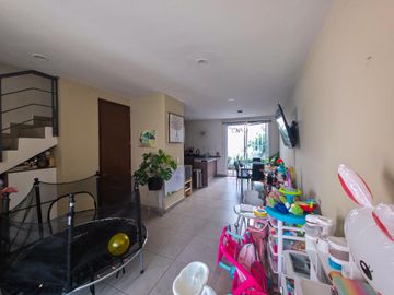 Casa en Renta dentro de Coto en Parques de Zapopan