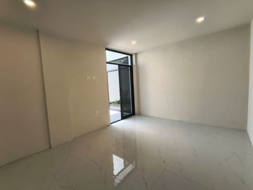 CASA EN VENTA 1 PISO NUEVA $4,500,000 FUENTES DE MORATILLA, HERMANOS SERDAN, ESTEBAN DE ANTUÑANO, AUTOPISTA, PLANTA VW.