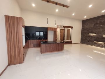 CASA EN VENTA 1 PISO NUEVA $4,500,000 FUENTES DE MORATILLA, HERMANOS SERDAN, ESTEBAN DE ANTUÑANO, AUTOPISTA, PLANTA VW.