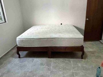 RENTO CASA AMUEBLADA CON BODEGA