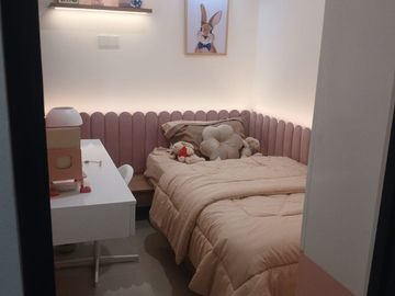 Rumah Modern Tangsel 3 Lantai Dekat MRT & CBD Simatupang