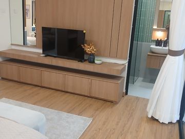 Rumah Modern Tangsel 3 Lantai Dekat MRT & CBD Simatupang
