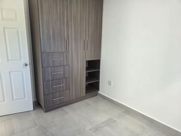 RENTA DEPARTAMENTO NUEVO PLANTA BAJA INTERCITY EL MARQUES QUERETARO.