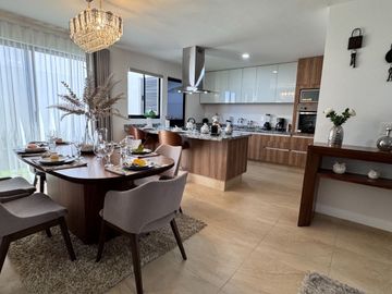 CASA EN VENTA | MOD. ROBLE  JURIQUILLA |SEGURIDAD E INSTALACIONES
