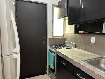 Casa en renta amueblada con piscina en Gran Santa Fe II
