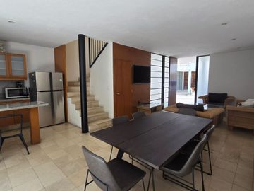 CASA AMUEBLADA CERCA PLAZA  LA PERLA EN COTO