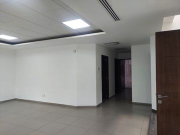 NAVE INDUSTRIAL  EN RENTA EN SANTA CRUZ DE LAS FLORES.