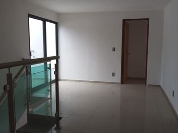RENTO CASA EN FRACC. C/ VIG. FRACC. LOS FAROLES, CUERNA