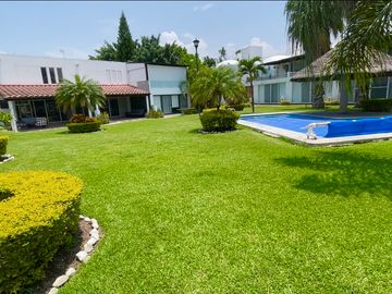 Oaxtepec-Cocoyoc Hermosa Casa