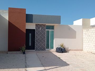 CASA EN RENTA PRIVADA CORAL GRAN SANTA FE NORTE