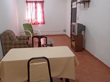 CASA DUPLEX/DEPARTAMENTO AMUEBLADO EN RENTA EN TOLUCA CERCA DE G.M. Y STELLANTIS
