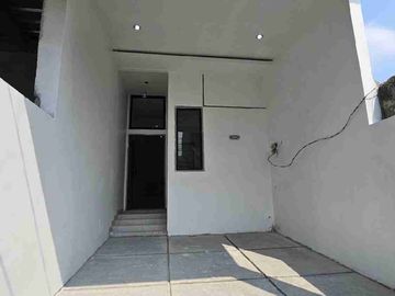 DIJUAL Rumah baru 2 lt 4 x 15 m2 di Bojong Indah Cengkareng JakBar  
 lt 60 m2 lb 100 m2 ada 3 kt 3 km Shm hadap Timur, carport 1 mobil! Survey yuk