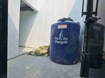DIJUAL Rumah baru 2 lt 4 x 15 m2 di Bojong Indah Cengkareng JakBar  
 lt 60 m2 lb 100 m2 ada 3 kt 3 km Shm hadap Timur, carport 1 mobil! Survey yuk