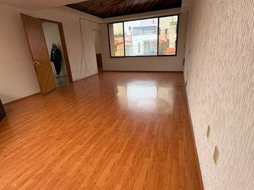 CASA EN RENTA 2 RECAMARAS AL SUR DE LA CDMX hola