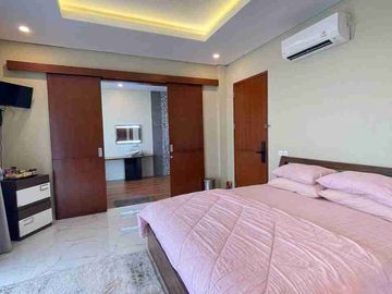 DIJUAL:
Rumah Brand New
Pulomas, Jakarta Timur

Luas Tanah: 145 m2
Luas Bangunan: 375m2
Kamar Tidur: 4+1
Kamar Mandi: 4+1
Garasi: 2
Carport: 2
Full Furnished
Rooftop Garden
TIDAK ADA KOLAM RENANG

SHM, IMB, PBB aman

Harga Rp 5,95 M Nego

ARI-065