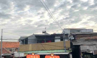 FOR SALE Rumah Plus 3 Toko
Jalan Raya Kalibata Jakarta Selatan