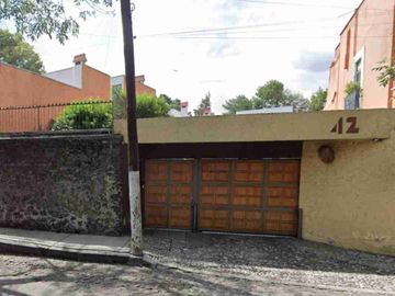 Vento Depto. con 116 m², en Col. Chimalistac, cerca de metro M. A. de Quevedo. 