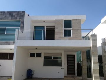 OPORTUNIDAD CASA EN LA CARCAÑA