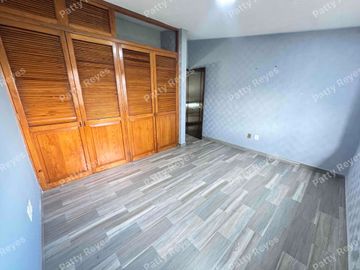 Casa en RENTA en Toluca, dentro de Residencial.