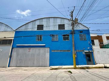 Nave Industrial/Bodega en Venta 16 de sept y Periférico