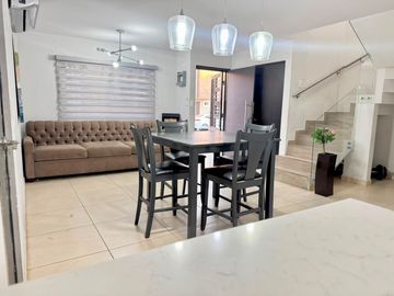 Casa en venta en Altaria Residencial con opción a recámara en planta baja Hermosillo