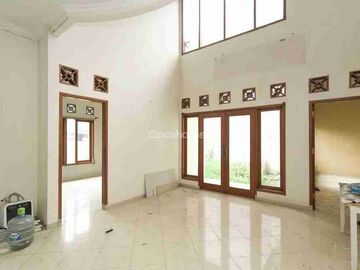 Jual cepat rumah siap huni dlm Cluster di Cibubur