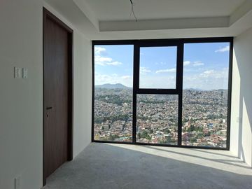 Estrena Departamento de Lujo en Torre Blue – Bosque Real 200 m² | 3 recámaras | Vista al green| Amenidades de alto nivel