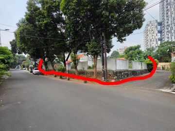 Dijual Cepat Tanah Strategis Menteng Dalam Jakarta Selatan, LT 924 M², SHM, Turun Harga Rp27 M