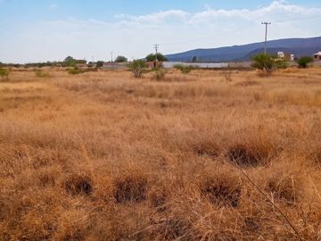 Terreno Comercial 6,000 m² | Esquina Sobre Carretera Tequisquiapan