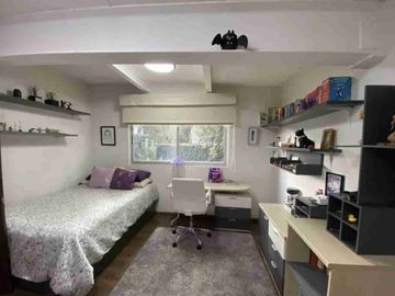 Vendo casa del 257m², en Col. Florida, cerca de avenidas principales. 