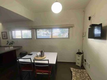 Vendo casa del 257m², en Col. Florida, cerca de avenidas principales. 