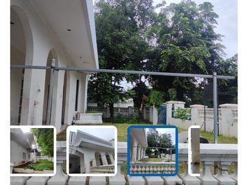 Dijual Rumah Simprug Garden di Jakarta Selatan