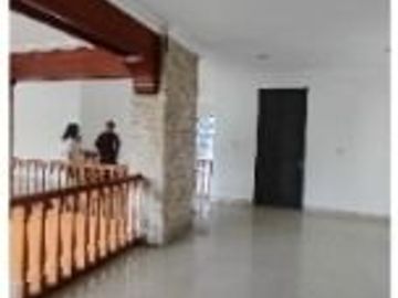Dijual Rumah Simprug Garden di Jakarta Selatan