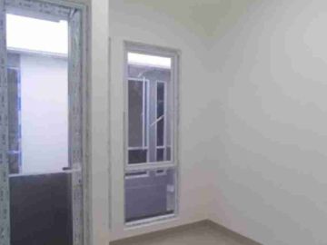 Rumah Baru 2lt dijual murah di Kayu manis Matraman