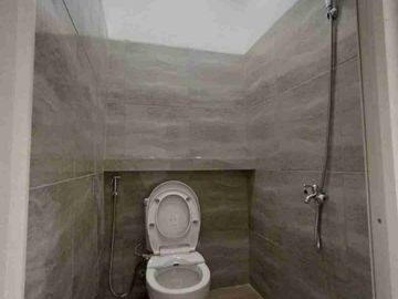 Rumah Baru 2lt dijual murah di Kayu manis Matraman