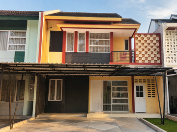DIJUAL RUMAH CLUSTER CASTILLA BSD CITY – Rp2,85 M – 4 KT – LT 128 m² – BUYER ONLY Rumah Dijual Cluster Castilla BSD City – SHM, 2 Lantai, Semi Furnish