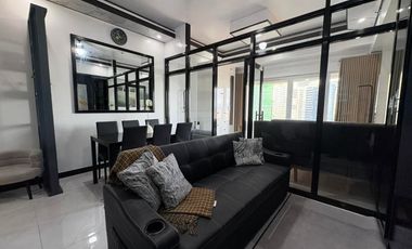 Newly Renovated 1BR Unit in Fairways Tower BGC Taguig For Sale