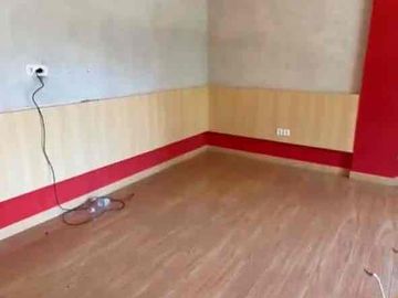 DISEWAKAN RUKO LUAS DAN LEBAR Ruko di margonda raya

* Dimensi LxP : 10 x 14-13
* Luas bangunan  : 
* Berapa lantai  : 3 1/5 
* Kamar tidur    :  -
* Kamar mandi : 3
* Llstrik            : 33.000
* Pdam /sumur : SUMUR
* SHM / HGB    : SHM
* Hadap          : 
* Alamat lengkap :Jl. Margonda Pondok Cina, Kecamatan Beji, Kota Depok, Jawa 
* Ruko/rumah/gudang : Ruko
* Pemilik : Sendiri
* Harga     : 390.000.000 (nego)/Tahun
