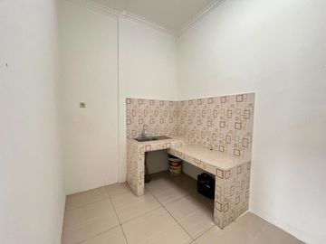 JUAL RUMAH MURAH FULL BANGUNAN BARU DI KOMPLEK KOTA SERANG BARU, CIBARUSAH
