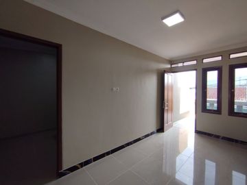 Rumah Tingkat Harga Hemat Kemana2 Dekat