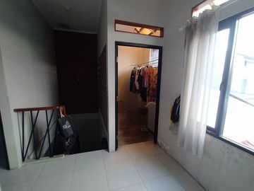 RUMAH 2 LT DI KAVLING UI TIMUR TANAH BARU DEPOK DEKAT TOL KUKUSAN & STASIUN DEPOK
