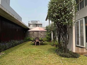 Dijual Rumah Mewah Bernuansa Tropical Villa Di Cluster Shappire PHG Gading Serpong