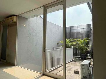 Dijual Rumah Mewah Bernuansa Tropical Villa Di Cluster Shappire PHG Gading Serpong