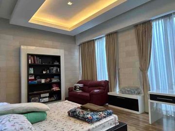 Dijual Rumah Mewah Bernuansa Tropical Villa Di Cluster Shappire PHG Gading Serpong