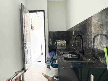 rumah 2 lantai Cibubur Ciracas dekat jl lapangan tembak